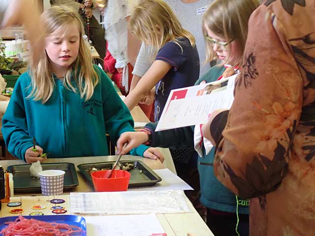 Scouts showed people how to make fire and tire knows